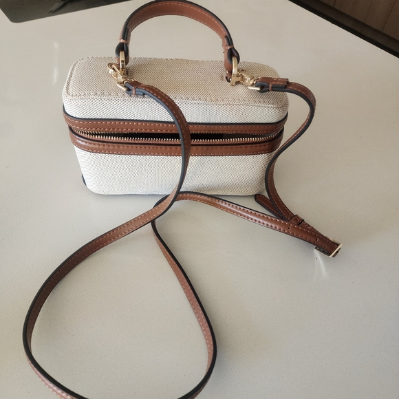Zara Tan and Cream Women's Handbag - Picture 2 of 13